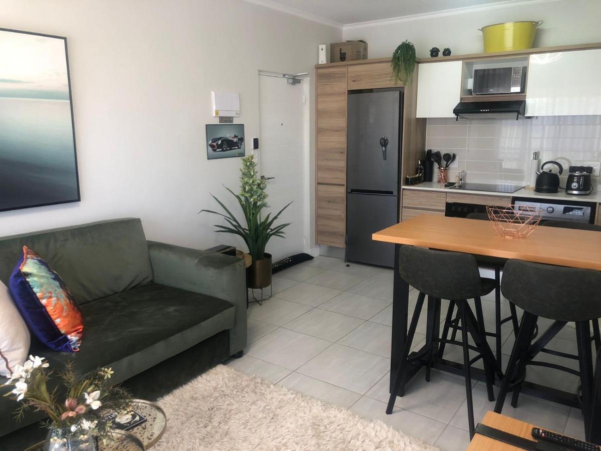 Luxurious Waterfall 1 Bedroom Condo With Free Uncapped Wifi ミッドラント エクステリア 写真