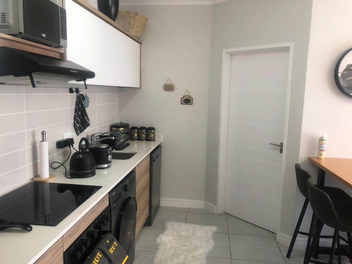 Luxurious Waterfall 1 Bedroom Condo With Free Uncapped Wifi ミッドラント エクステリア 写真