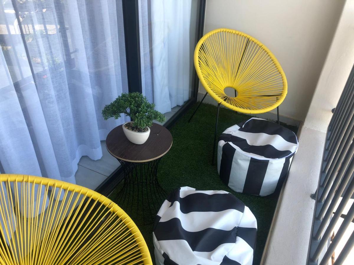 Luxurious Waterfall 1 Bedroom Condo With Free Uncapped Wifi ミッドラント エクステリア 写真