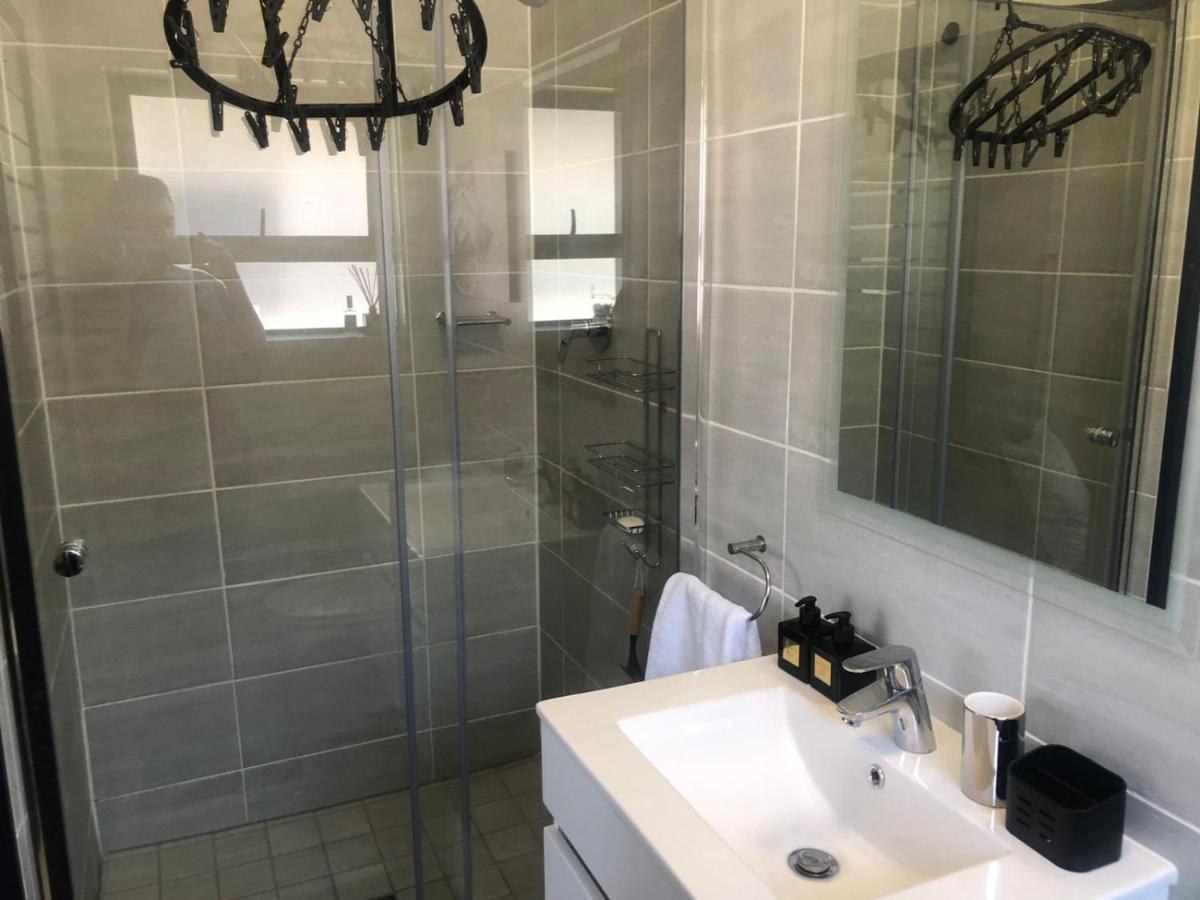Luxurious Waterfall 1 Bedroom Condo With Free Uncapped Wifi ミッドラント エクステリア 写真
