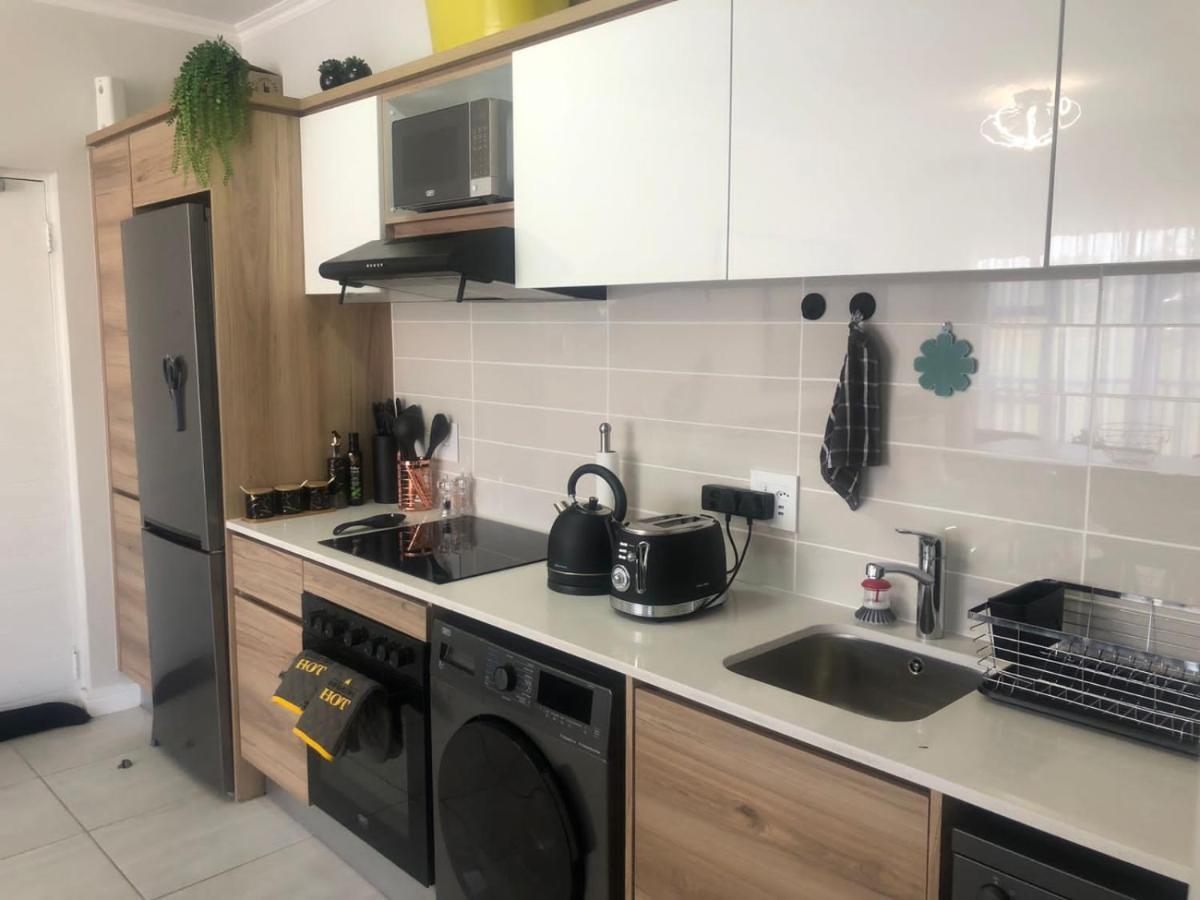Luxurious Waterfall 1 Bedroom Condo With Free Uncapped Wifi ミッドラント エクステリア 写真